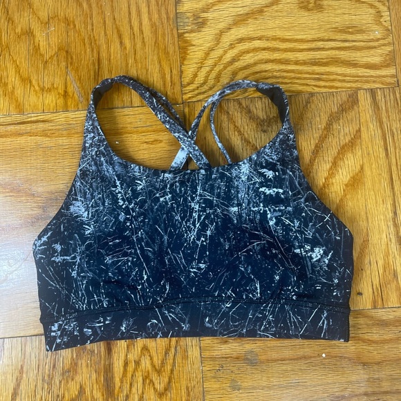Lululemon Energy Bra Alouette Size 6 - Picture 1 of 3